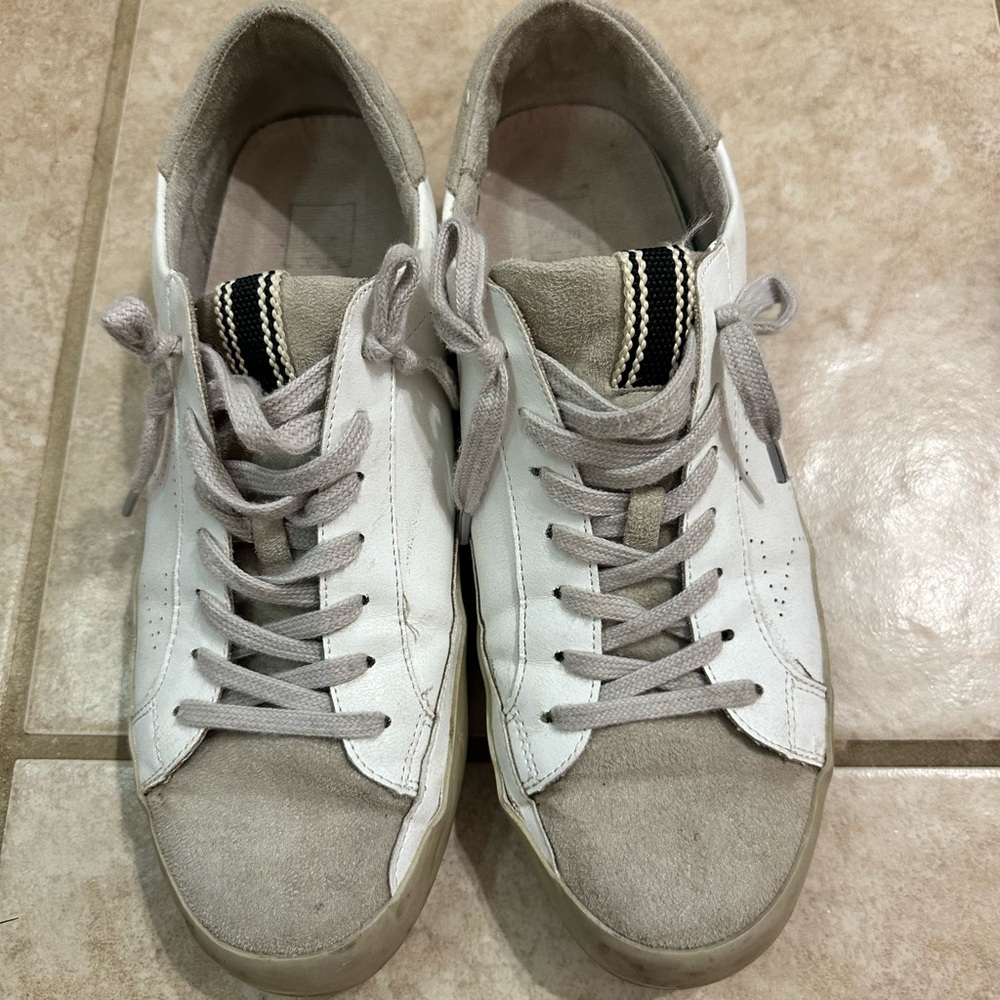 Shu Shop Mia 8.5